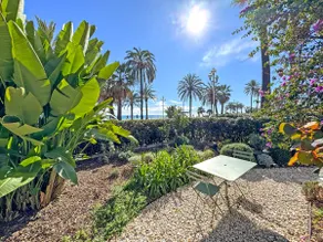 Cosy Sea Front Garden Nice - Image 5