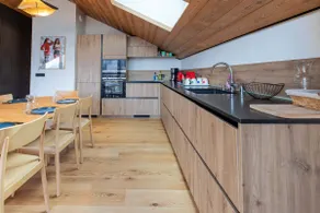 Etania 401 beautiful penthouse apartment in Meribel Morel - Image 4