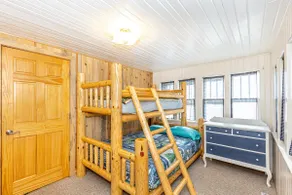 The Blue Lakeside House - Image 4