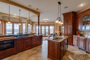 The Villa:5 bed, hot tub, theatre, game room - Image 3