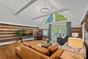 Bella Vista by Socharm | Lakefront Getaway - Image 2