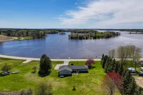 Waterfront Nekoosa Home w/ Dock, Views & More! - Image 4
