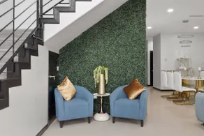 Oro Azul Townhome: Where Luxury Meets Comfort - Image 4