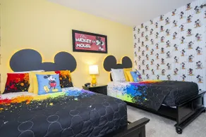510 BS - 5BD Cozy Family Haven with Pool - Image 4