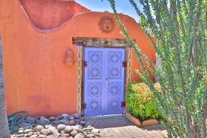 Hacienda Arevalo close to U of A - Image 2