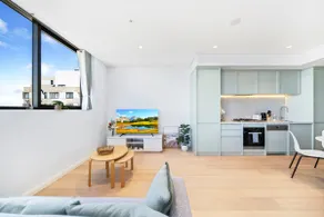 High level urban retreat in Macquarie Park - Image 5