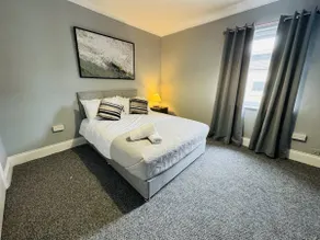 The Grimsby Quarters - Image 4