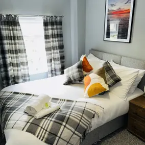 The Grimsby Quarters - Image 2