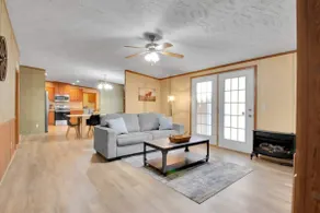 4BR Family Lodge in Gatlinburg with Hot Tub - Image 3
