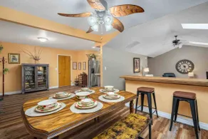 Incredible Singe Level Layout w/ Immaculate Fenced - Image 5