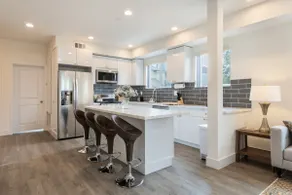 Stylish DTLA Home With Views - Image 3