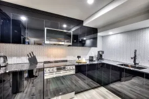 Charm & Comforts 1BR Apt NDG by Downtown Montreal - Image 4
