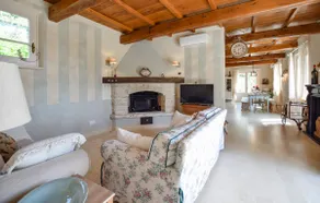 3 bedroom lovely home in Pietrasanta - Image 3