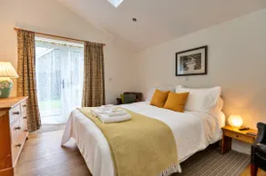 Finest Retreats - Hermon Bach - Image 4