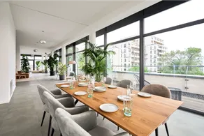 Luxury penthouse with rooftop terrace & sauna - Image 5