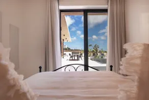 Phaedrus Living Olive Grove Luxury Villa - Image 4