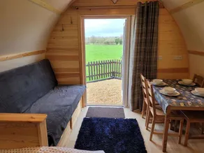 Rural Cosy Cabin with Wood-Fired Hot Tub - Image 3