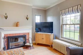 Walkable Thiensville Retreat Near Hiking! - Image 4