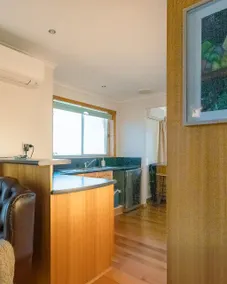 Home & Away at Coles Beach - Image 4