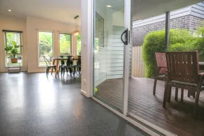 Decked Out At Bright - Modern and pet friendly - Image 2