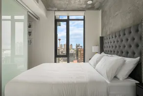 Tower Views w AC, Dining, Private Patio - Image 2