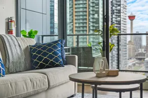 Tower Views w AC, Dining, Private Patio - Image 4