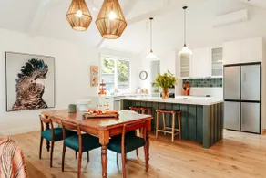 Dorothea- stylishly designed home in Trentham - Image 3