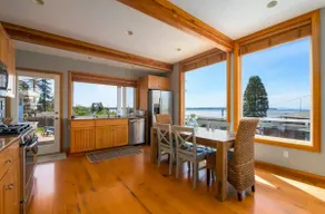 Close to beach BBH 8233 - Image 5