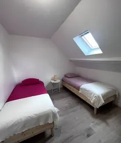 The Pond House - Image 5