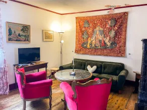 Elegant flat in historic medieval house - Image 4