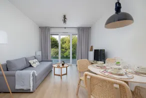 Comfortable Apartment with Terrace | Parking, Close to Park - Image 5