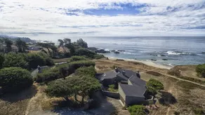 Oceanfront Home with Grand Piano, Hot Tub and Deck - Image 3