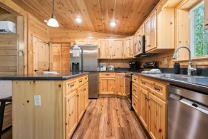 Abazi Lodge - Log Cabin on Snowmobile trails - Image 5