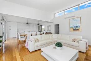 Grandview on Bayview - Image 4