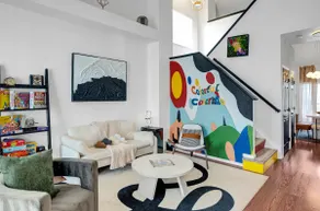 Artistic 3 Level: King bed - Game Room - Fireplace - Image 3