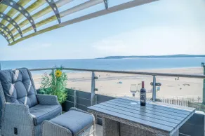 Waters Edge - 2 Bedroom Apartment - Tenby - Image 5