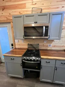 #1 tiny home on the river with hot tub and wifi - Image 5