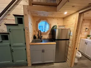 #1 tiny home on the river with hot tub and wifi - Image 3
