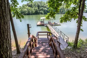 Dogwood Cabin - Image 2