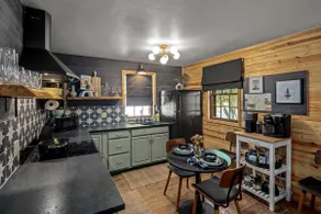 Cozy Cabin: Hot Tub, Grill, Starlink Wifi, Dogs OK - Image 3