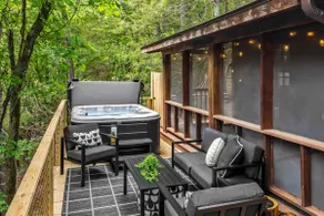 Cozy Cabin: Hot Tub, Grill, Starlink Wifi, Dogs OK - Image 5