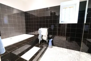 Vacation home rental with pool Cavaillon Ls2-445 - Image 5