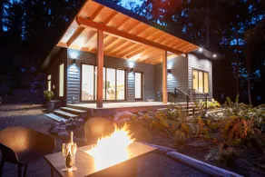Sea Stone Quadra Cabin - Image 3