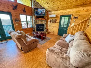 Your Cool Escape Starts Here 3br3ba with Hot tub - Image 5