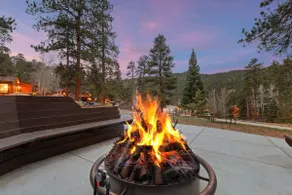 Cabin 9- Spacious cabin- 4 King beds- 2 baths - Image 3