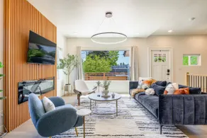 Newly Renovated 11 ppl Mins to WorldCup Cap Hill - Image 2
