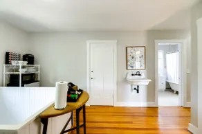 Cincinnati Apartment: 1 Mi to Hyde Park Square! - Image 3