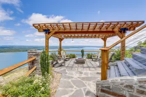 Luxe Home w/ Panoramic Greers Ferry Lake Views - Image 2