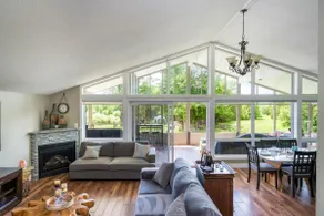 Hillside Haven Retreat: Sunroom & Pond Escape - Image 2