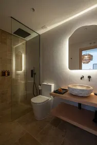 Apartment with Private Patio. Netflix & Wifi. - Image 3